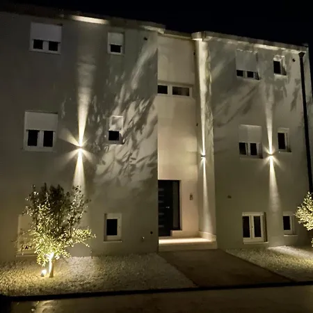 Appartement New Modern Deluxe Apartmens Domo *