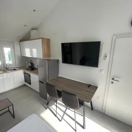 New Modern Deluxe Apartmens Domo * Baška Voda